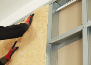 Vous souhaitez améliorer l'isolation thermique de votre maison pour réduire votre consommation d'énergie et faire des économies sur vos factures de chauffage ? Alors, vous avez sûrement déjà entendu parler du Styrodur, un matériau isolant réputé pour ses performances thermiques. […]